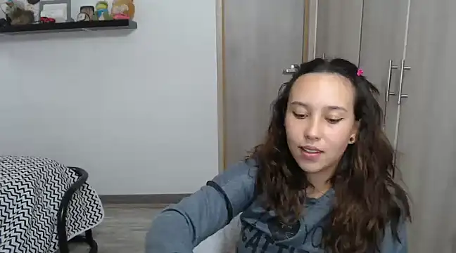Snapshot of Skarlet_Adams28 chatting on 11, 1, 2025 Skarlet Adams28 online show from 11, 1, 2025