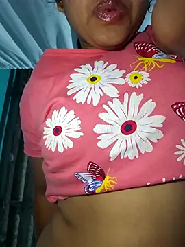 Snapshot of hotbaby_5 chatting on 25, 11, 2025 hotbaby 5 online show from 25, 11, 2025