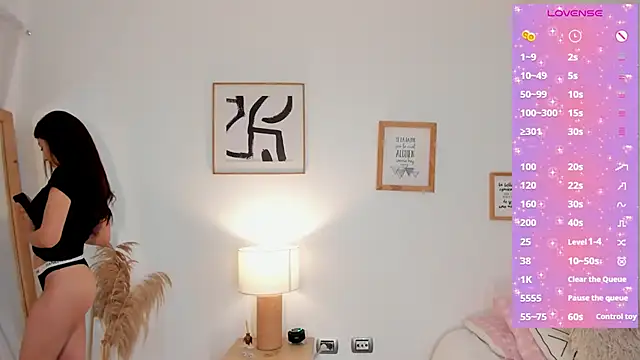 viooletaa online show from 18, 3, 2025