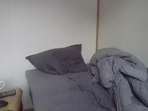 sympatyczny223 online show from 15, 3, 2026