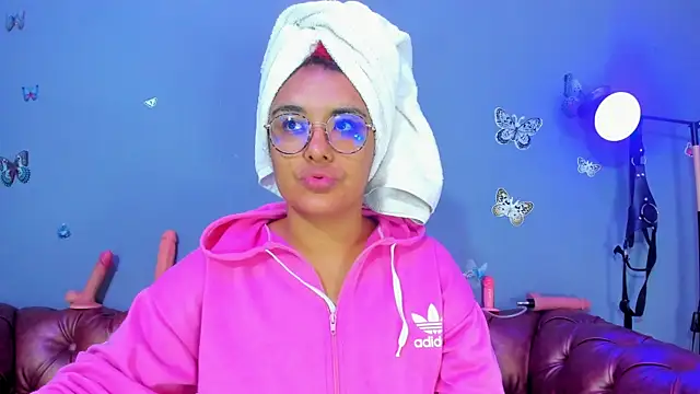 Kaira mosse online show from 19, 4, 2026