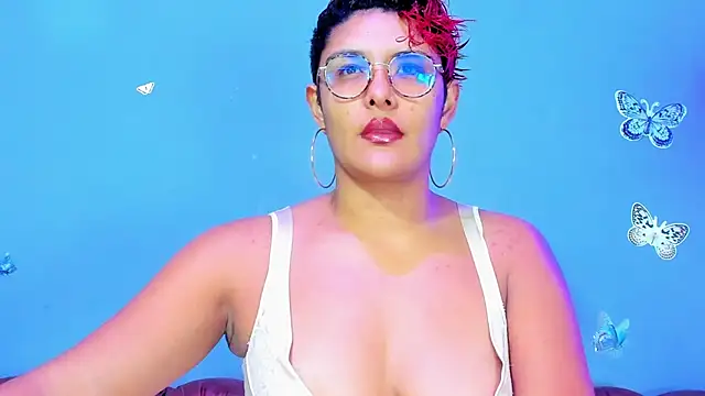 Snapshot of Kaira_mosse chatting on 5, 5, 2026 Kaira mosse online show from 5, 5, 2026