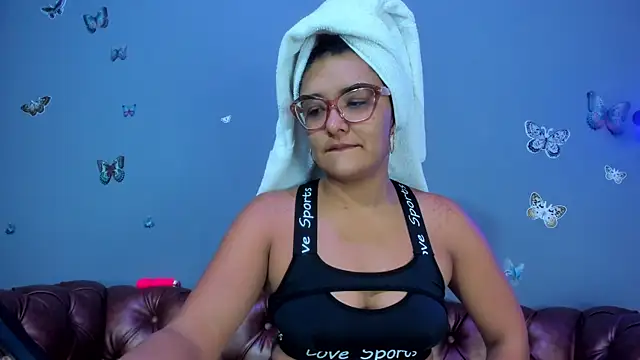 Snapshot of Kaira_mosse chatting on 10, 6, 2026 Kaira mosse online show from 10, 6, 2026