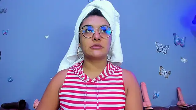 Kaira mosse online show from 18, 12, 2025