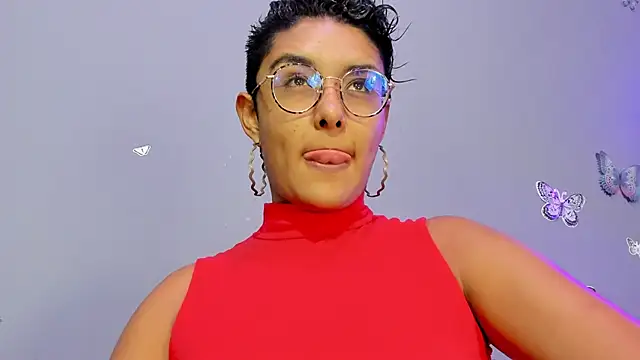 Kaira mosse online show from 8, 10, 2025