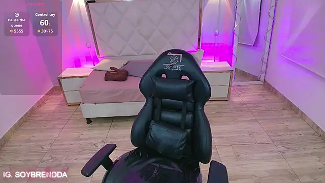 Brendda tay online show from 10, 11, 2025