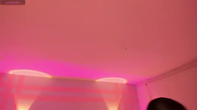 Brendda tay online show from 4, 4, 2026