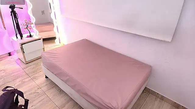 Brendda tay online show from 23, 12, 2025