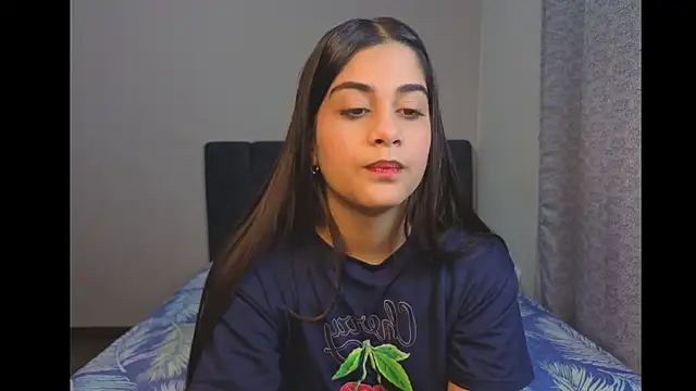 MiaOrtizCam online show from 5, 3, 2026