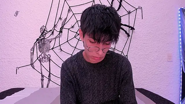 Snapshot of alexandersawyer chatting on 21, 10, 2025 alexandersawyer online show from 21, 10, 2025