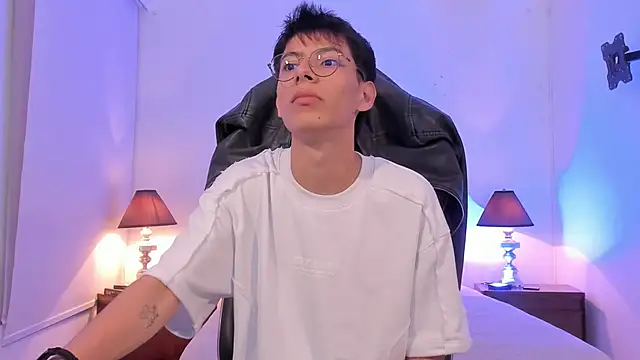 Snapshot of alexandersawyer chatting on 25, 11, 2025 alexandersawyer online show from 25, 11, 2025