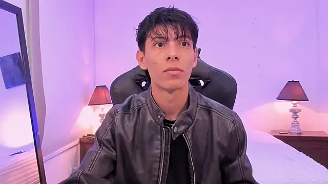 Snapshot of alexandersawyer chatting on 12, 11, 2025 alexandersawyer online show from 12, 11, 2025