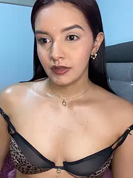 Snapshot of Melanyprada chatting on 10, 5, 2026 Melanyprada online show from 10, 5, 2026