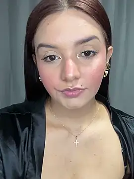 Melanyprada online show from 6, 3, 2026