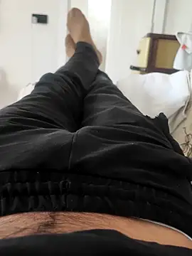 Snapshot of Rdm_b chatting on 13, 10, 2025 Rdm b online show from 13, 10, 2025