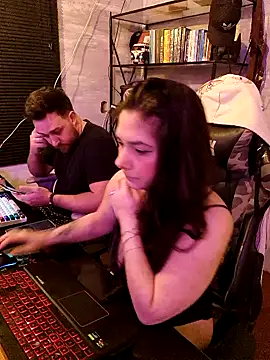 CoelhinhaGostosa online show from 22, 11, 2025