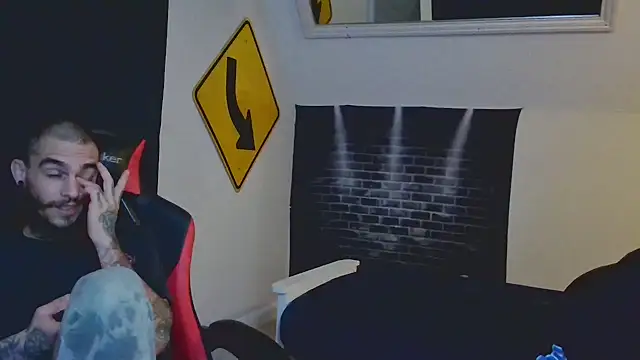 XMeF10 online show from 19, 3, 2025