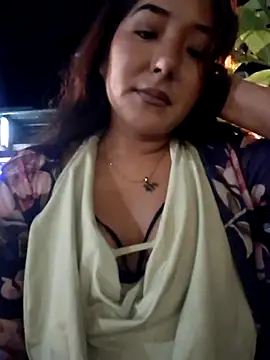 Snapshot of yarely9 chatting on 16, 5, 2026 yarely9 online show from 16, 5, 2026