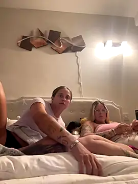 Sexyyduoxx online show from 18, 9, 2025