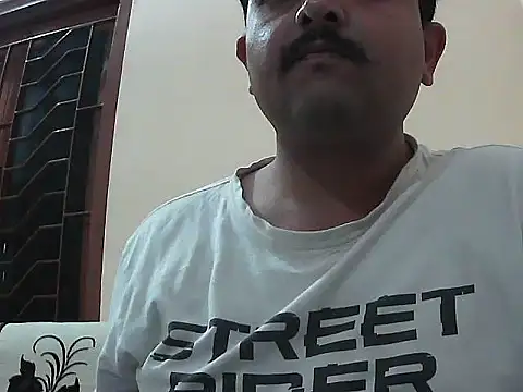 Snapshot of Akhil3290 chatting on 28, 3, 2026 Akhil3290 online show from 28, 3, 2026