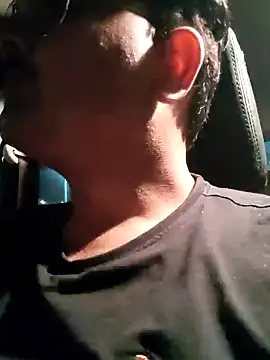 Snapshot of Akhil3290 chatting on 12, 1, 2025 Akhil3290 online show from 12, 1, 2025