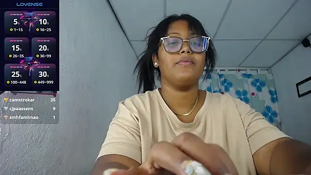 Snapshot of miajoseph_ chatting on 24, 4, 2026 miajoseph online show from 24, 4, 2026