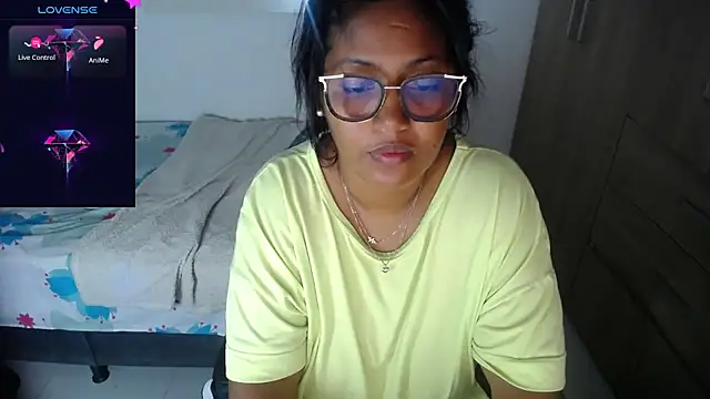 miajoseph  online show from 27, 2, 2025