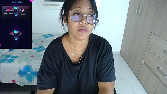 miajoseph  online show from 20, 2, 2025