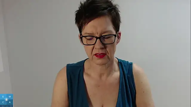 Sofie69Velvet online show from 30, 11, 2025