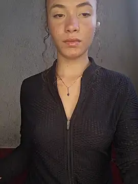 HelenHoltz online show from 16, 11, 2025