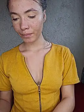 HelenHoltz online show from 15, 11, 2025