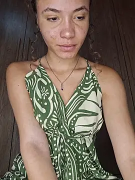 HelenHoltz online show from 15, 12, 2025