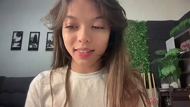 DesiredHoney online show from 5, 10, 2025