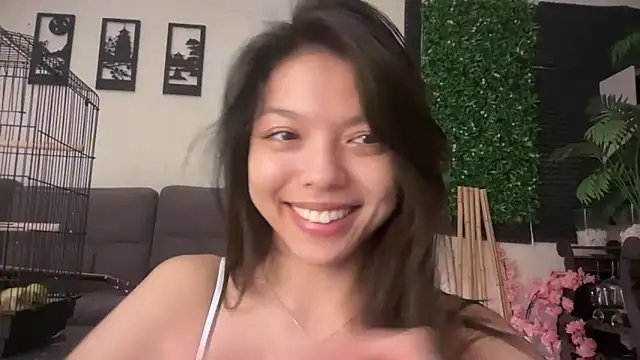 DesiredHoney online show from 10, 9, 2025