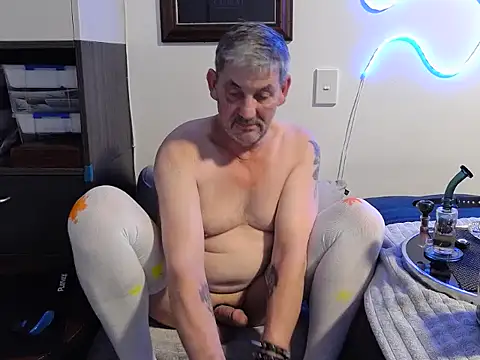 ChunkyMonkey007 online show from 18, 9, 2025