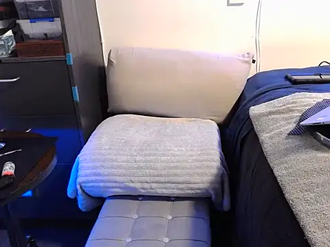 ChunkyMonkey007 online show from 15, 9, 2025