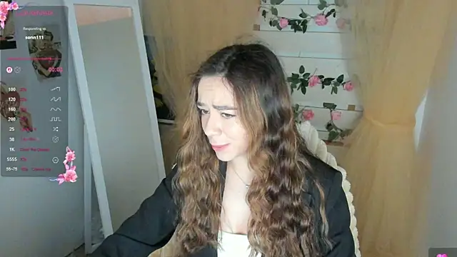 Snapshot of Bella_XO chatting on 13, 5, 2026 Bella XO online show from 13, 5, 2026
