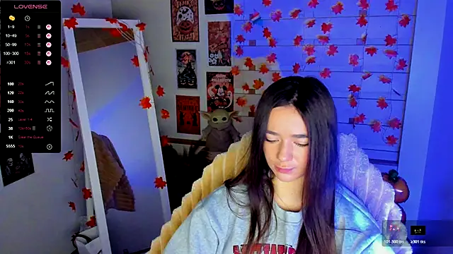 Bella XO online show from 7, 11, 2025