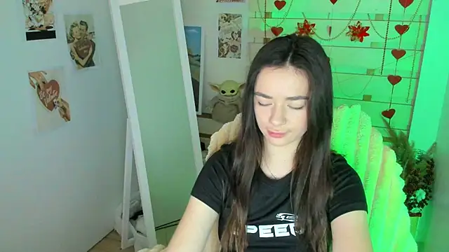 Bella XO online show from 2, 4, 2026