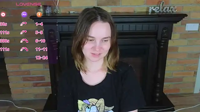 Snapshot of Ellie_Sunset chatting on 17, 5, 2026 Ellie Sunset online show from 17, 5, 2026