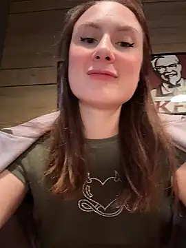 Snapshot of Dina_Tease chatting on 29, 5, 2026 Dina Tease online show from 29, 5, 2026