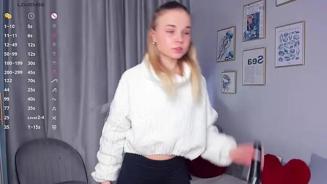 OdetteHarwick online show from 25, 11, 2025