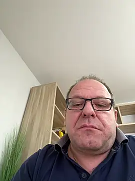 coupleLatinaLovers online show from 30, 12, 2024