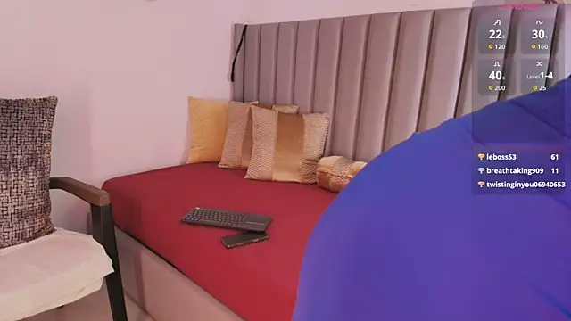 Saray M  online show from 5, 11, 2025