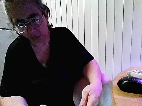 GraceHenderson online show from 14, 3, 2025