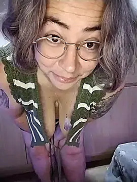 GraceHenderson online show from 8, 3, 2025