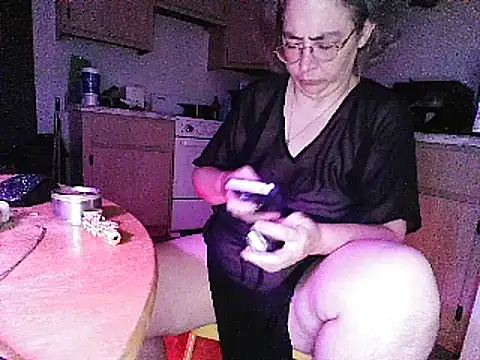 GraceHenderson online show from 12, 3, 2025