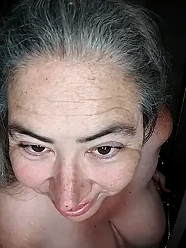 GraceHenderson online show from 16, 4, 2026