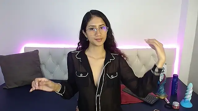 KaitlynLoveCam online show from 8, 3, 2025