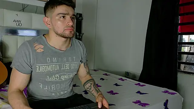 Sexy Alejandro  online show from 3, 3, 2025